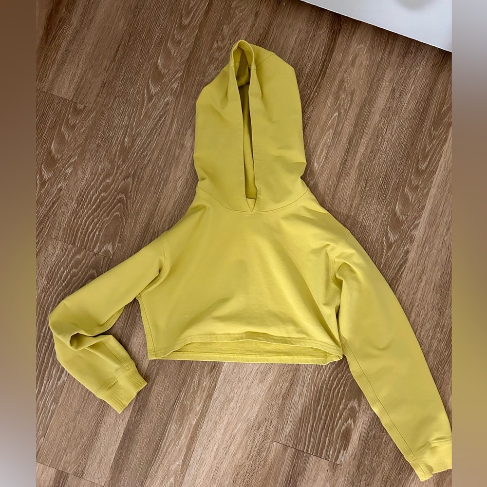 Lululemon Cropped Hoodie